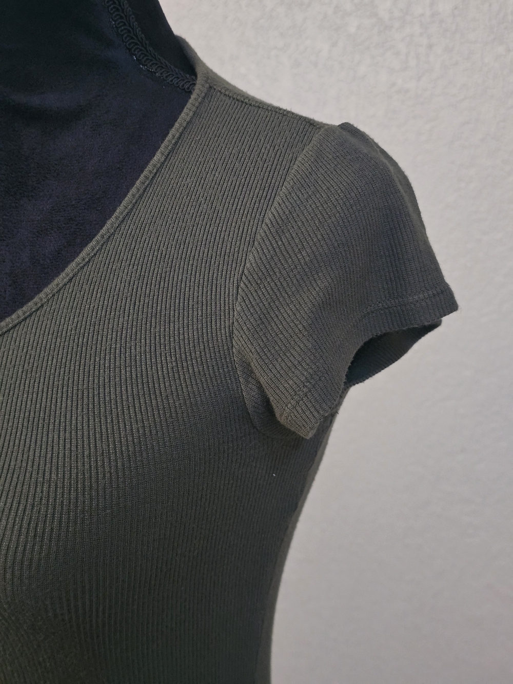 Wet Seal Olive Ribbed Lace-Up Scoop Mini Dress - Picture 4 of 7